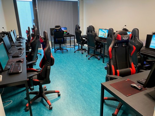Smarte gamer-borde i esport-lokale