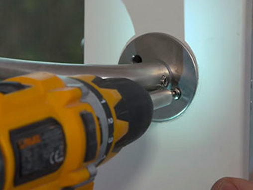 Montering af dørgreb og lås