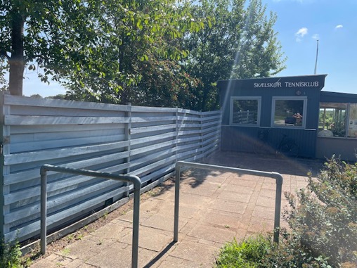 Renovering af skur og plankeværk