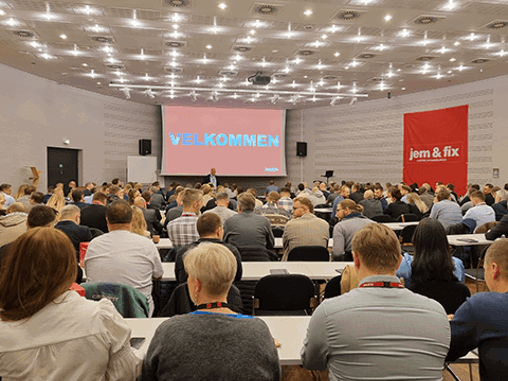 jem & fix afholdt butikschefmøde hvor 186 engagerede kolleger var samlet til to dage med fokus på ledelse og medarbejdertrivsel