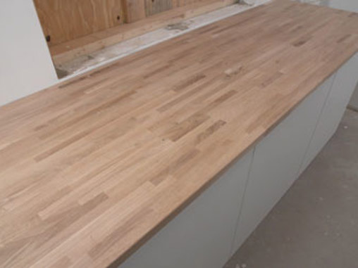 Montering af bordplade