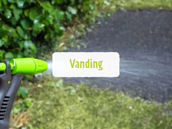 Jorden vandes med en sprøjtepistol
