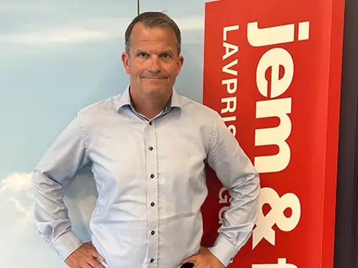 Medarbejderjubilæum: Det skulle bare have været et midlertidigt job – nu fejrer Jacob 25 år i jem & fix