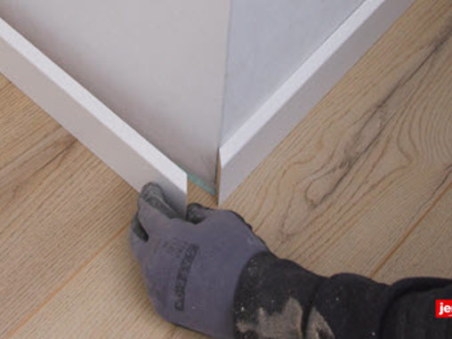 Montering af fodlister